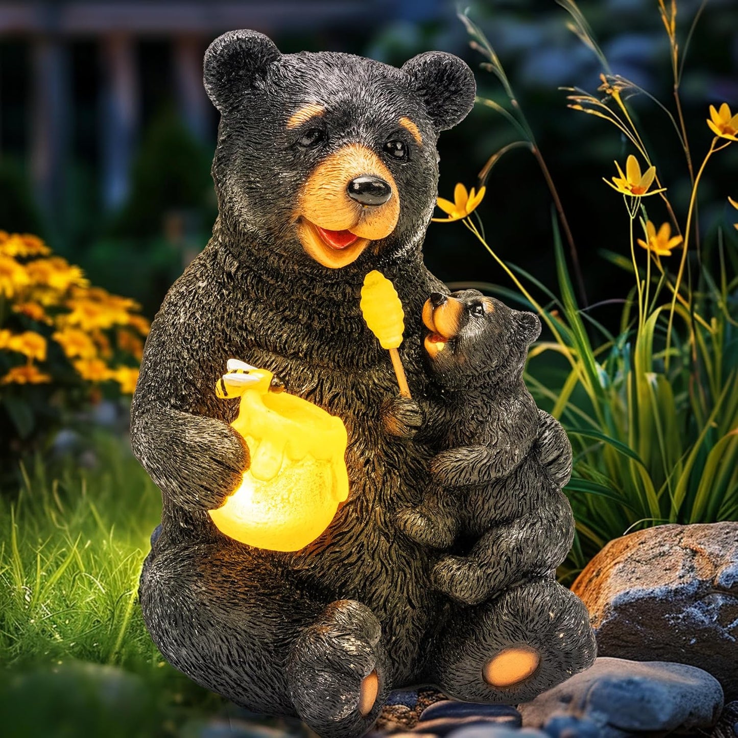 GIGALUMI Solar Garden Statues Loving Bear Figurine Lights for Outside